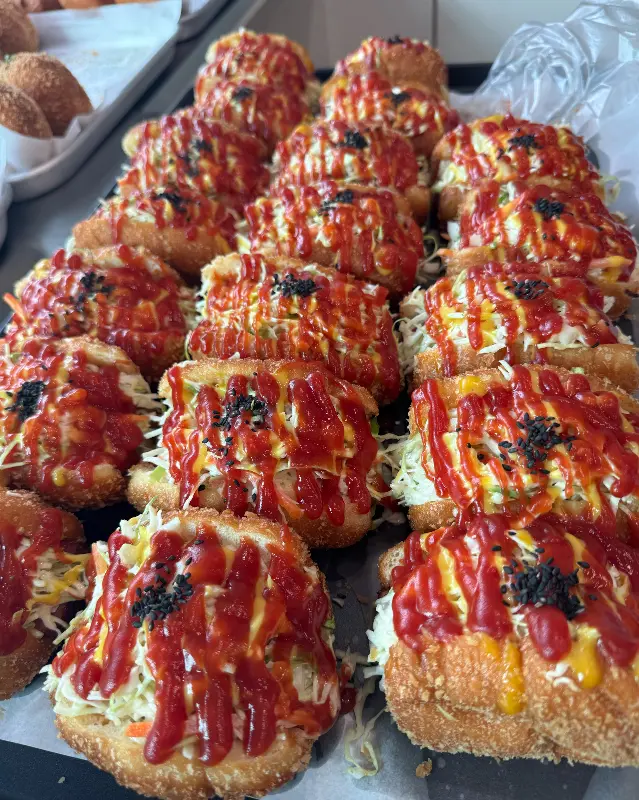 푸짐한 사라다빵