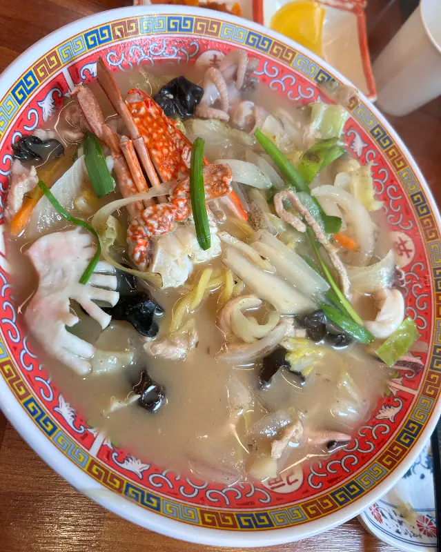 푸짐한 해물 백짬뽕