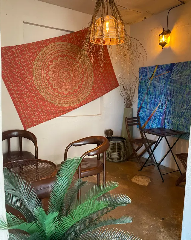 몽하스의 이국적인 인테리어