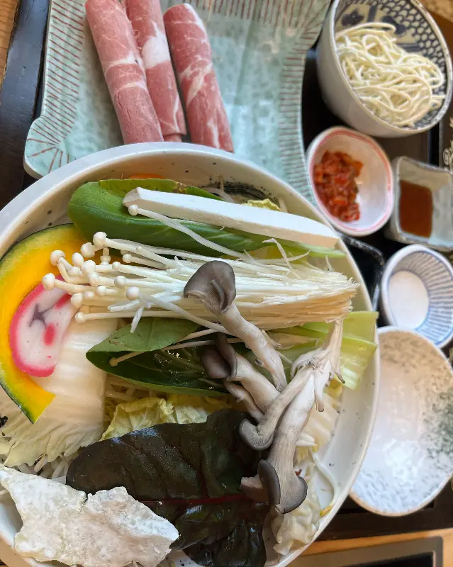 멸치 샤브 한 상 차림