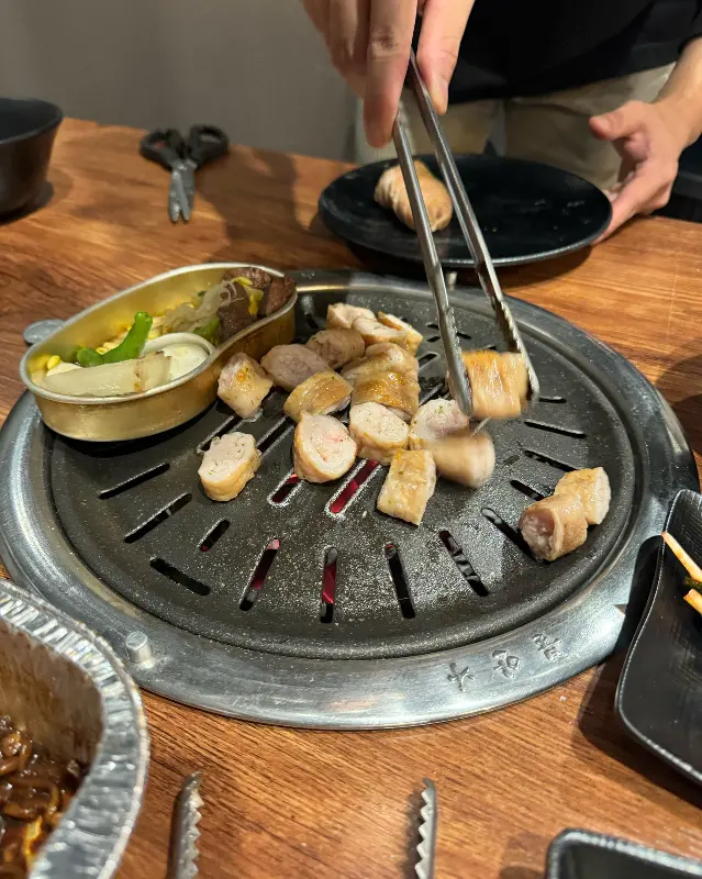 막창을 굽는 모습