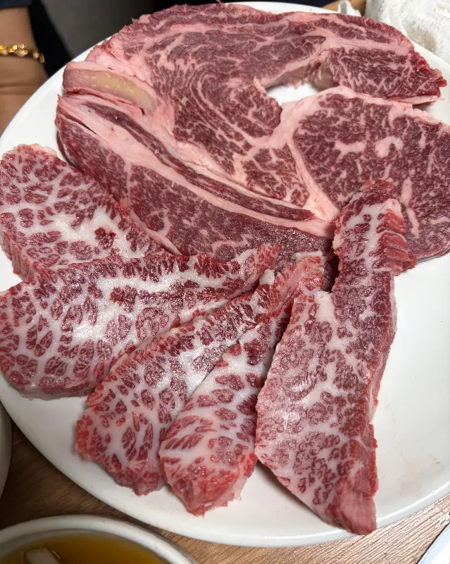 환상적인 마블링의 한우