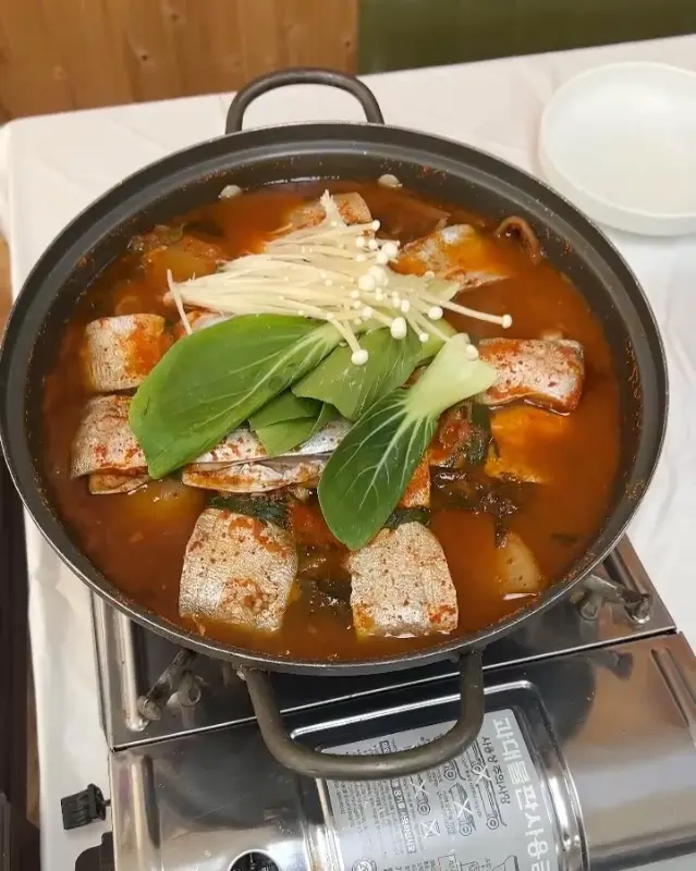 푸짐한 순살 갈치조림