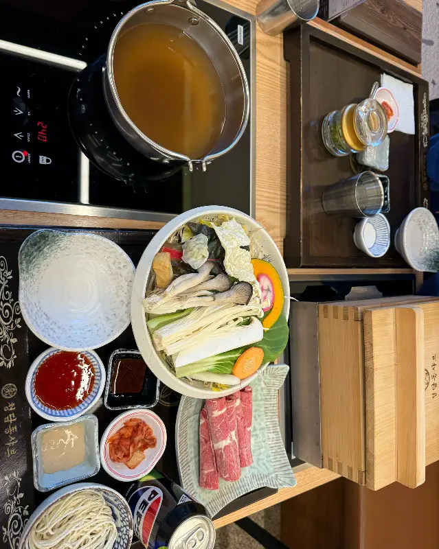 테이블 전체 샷