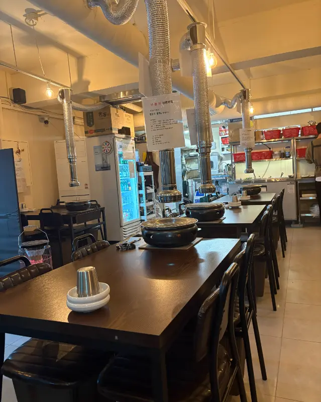 깔끔하고 쾌적한 매장 내부