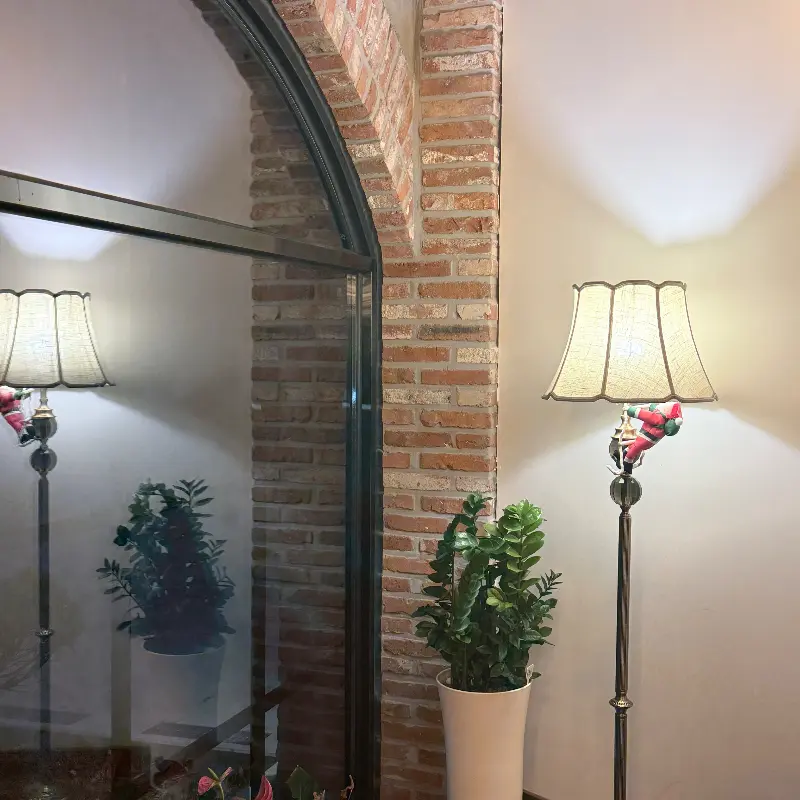 카페 내부 인테리어