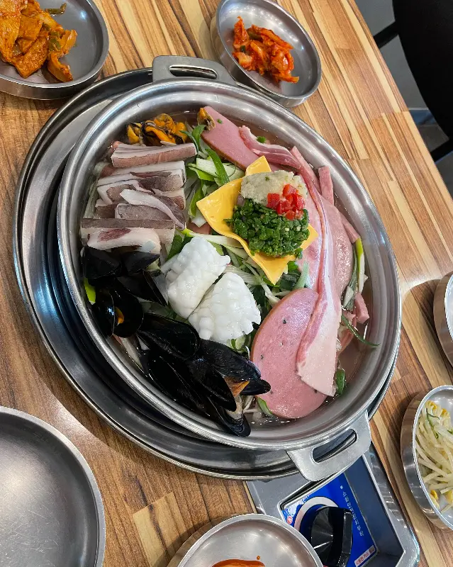 장혁민 부대찌개 신방점 메뉴