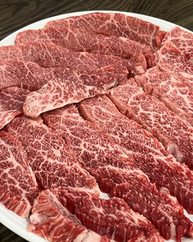 입맛을 다시게 하는 소고기 비주얼