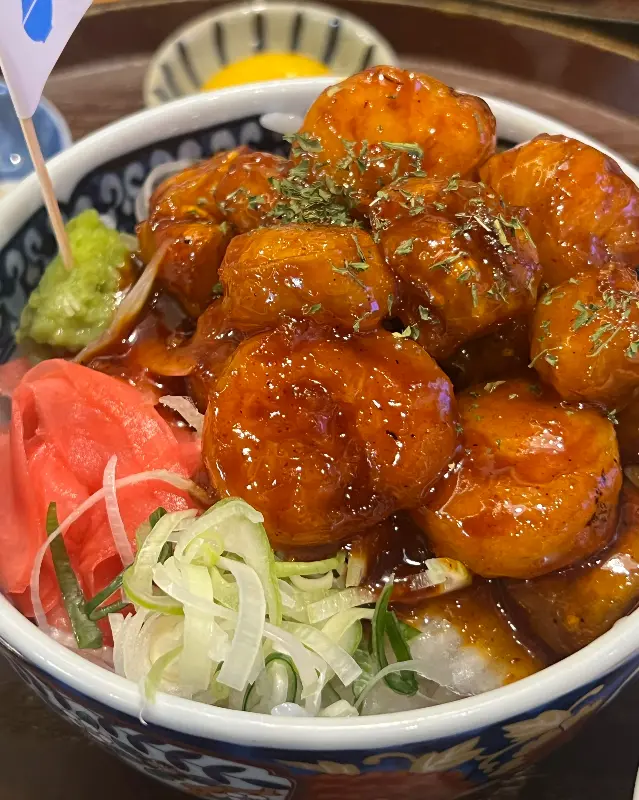 윤기가 흐르는 호르몬동