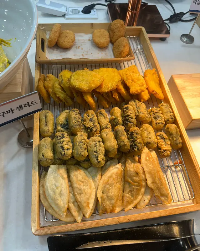 튀김 코너