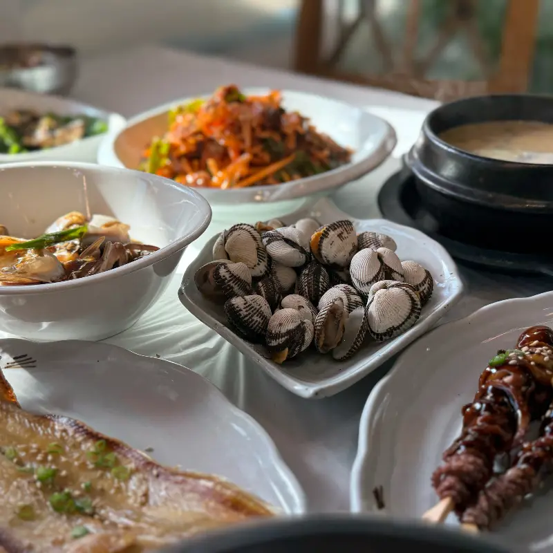 남도밥상 푸짐한 상차림