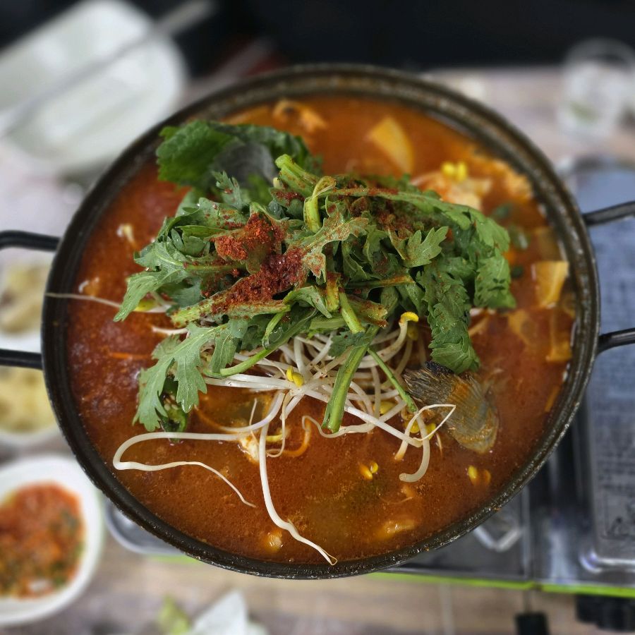 칼칼하고 시원한 매운탕