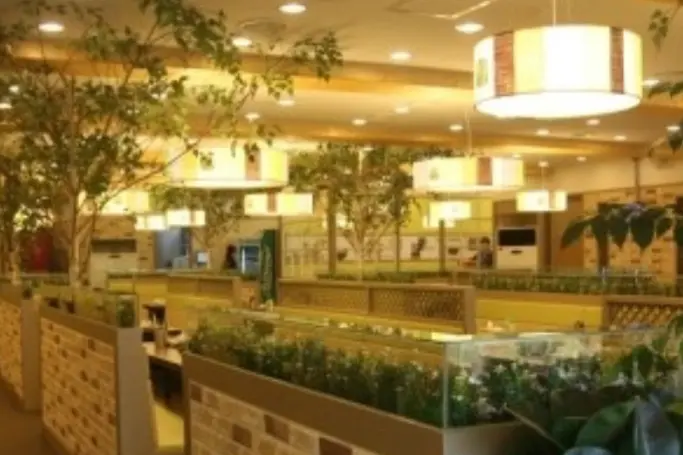 넓고 쾌적한 매장