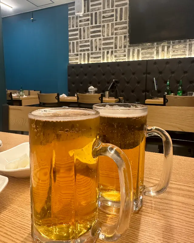 시원한 맥주와 함께 즐기는 치킨