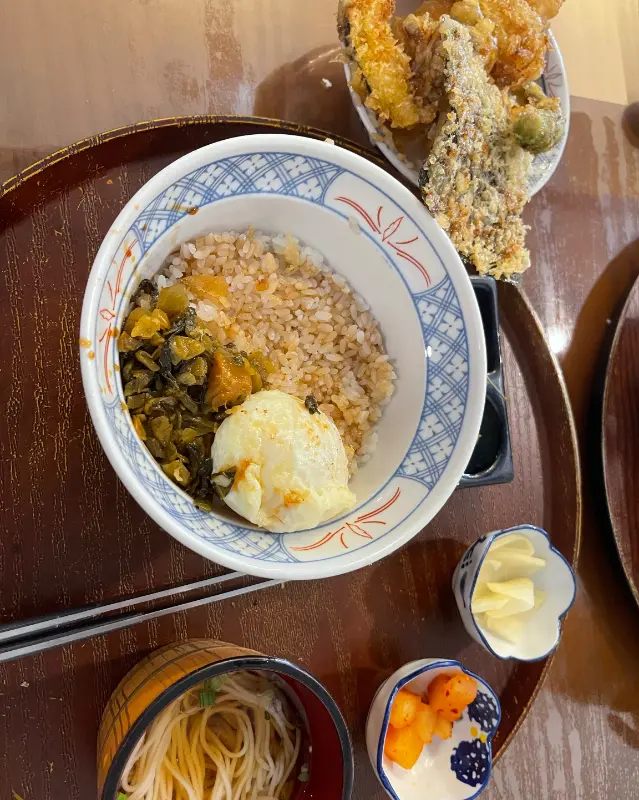 다다텐동 한상차림