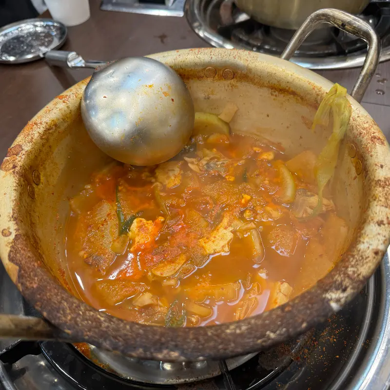 뚝배기에 담긴 동태탕