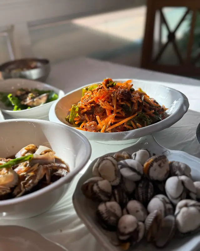 푸짐한 꼬막 한 상 차림