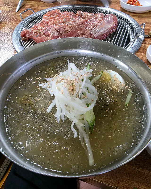 시원한 냉면