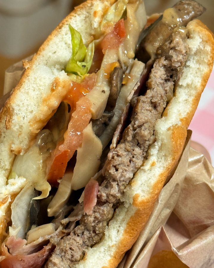 살사베르데 버거 단면