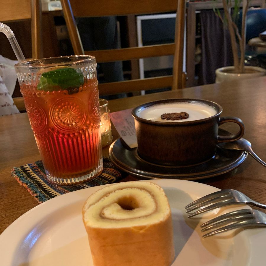 대추 음료와 도미롤