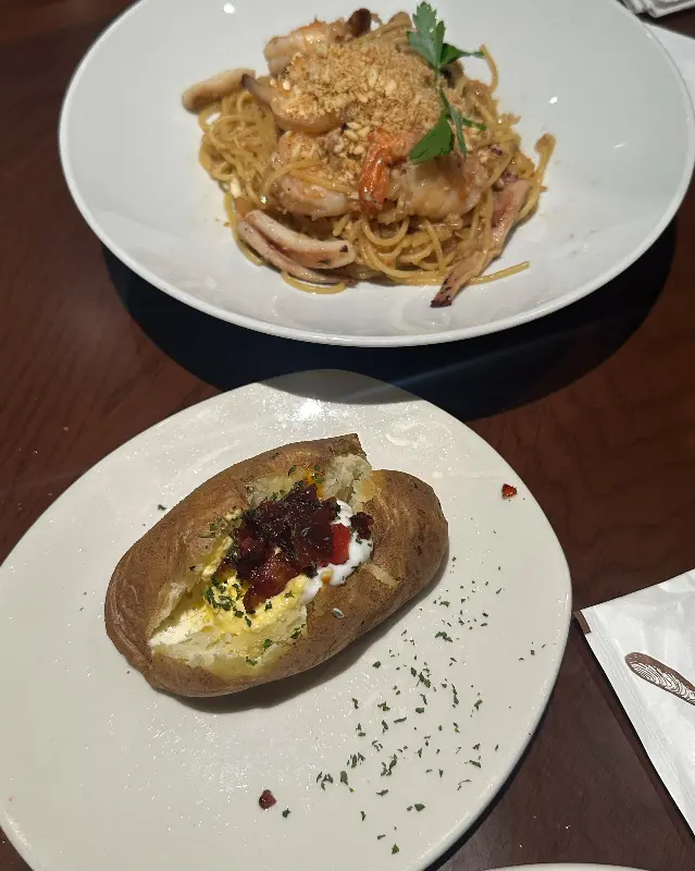 파스타와 구운 감자