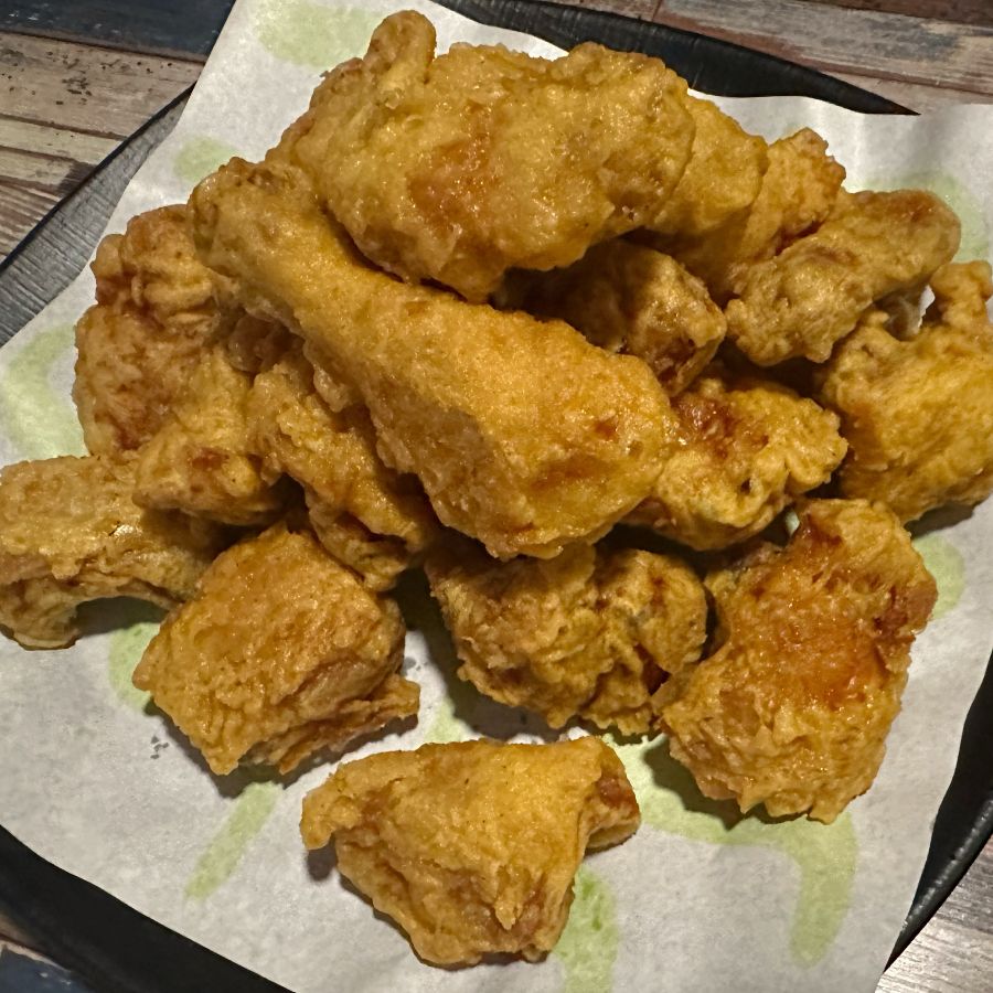 바삭함이 살아있는 후라이드 치킨