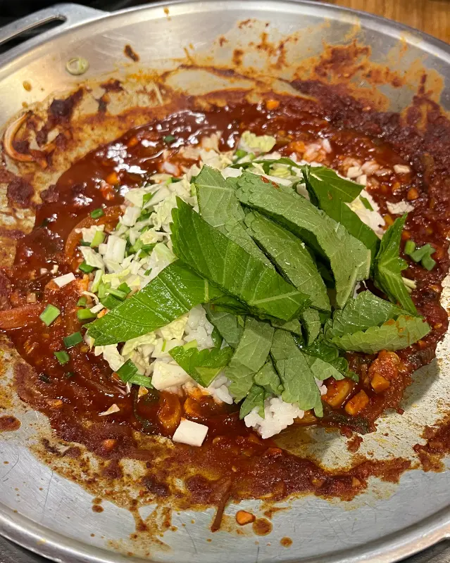 남은 양념에 볶아먹는 볶음밥