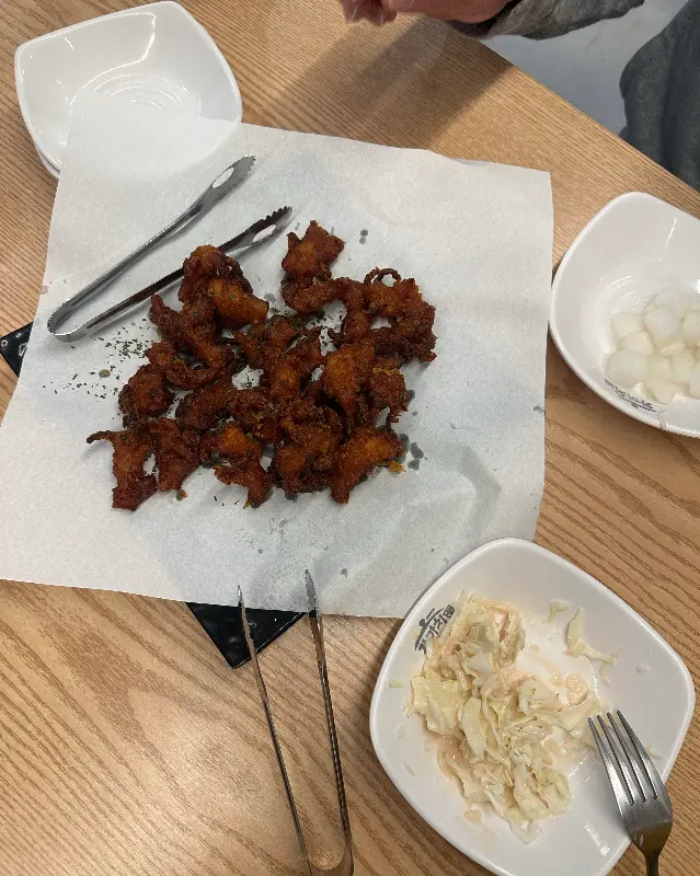 쫄깃함이 살아있는 닭똥집 튀김