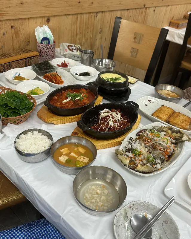 상다리 휘어지는 갈치 정식