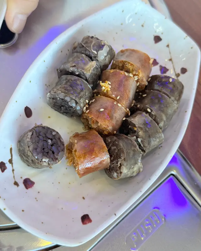 맛보기 순대의 풍성한 비주얼