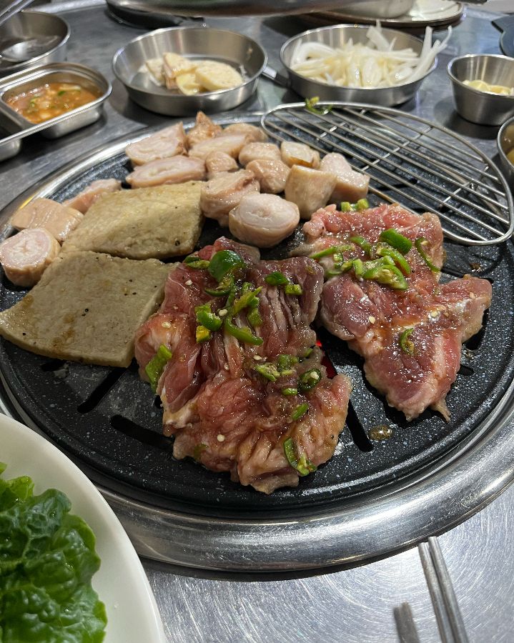 막창과 돼지갈비