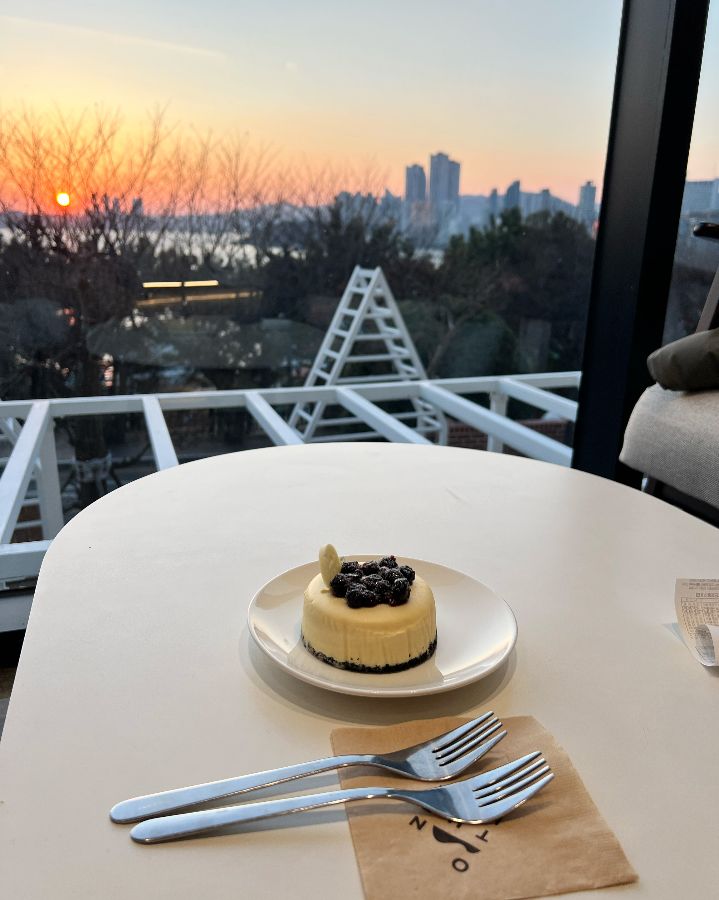 케이크와 해운대 오션뷰