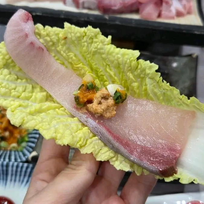 신선한 회 한 점