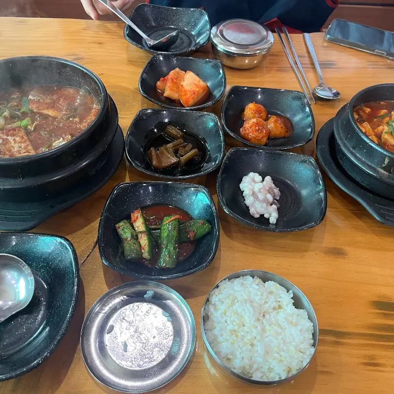 푸짐한 한 상 차림