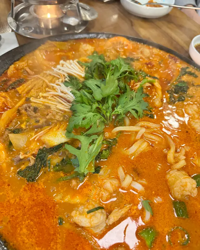 얼큰하고 푸짐한 대창전골