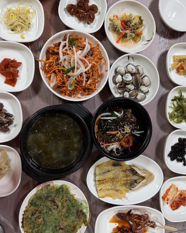 입맛을 돋우는 다양한 꼬막 요리들