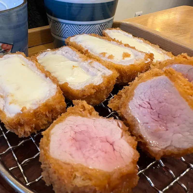 두툼한 치즈카츠