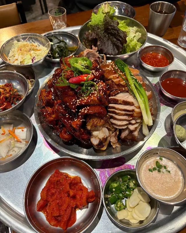 불족발과 족발의 조화