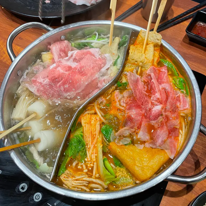 다양한 샤브샤브 재료