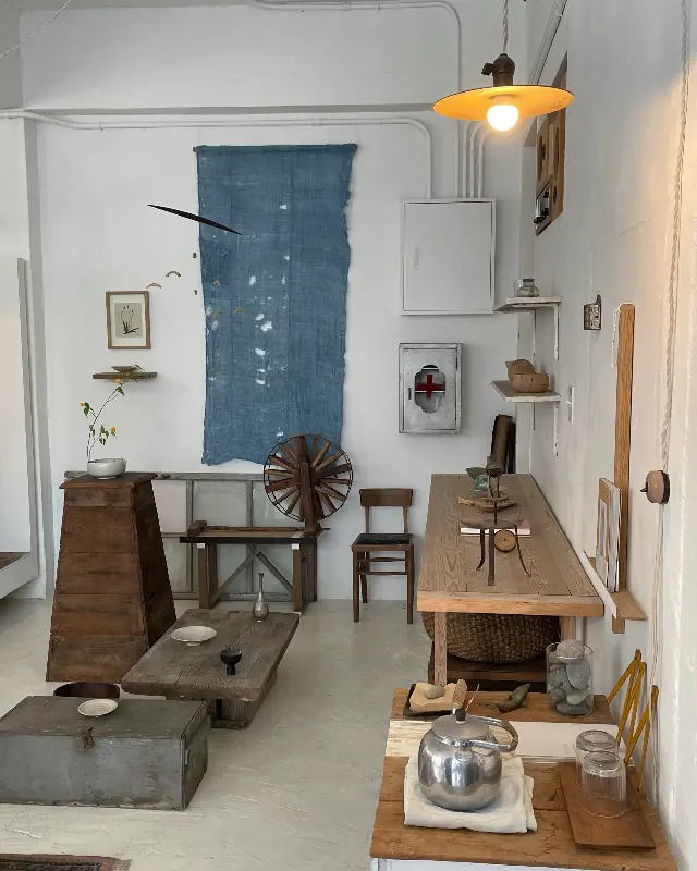 카페 내부 인테리어