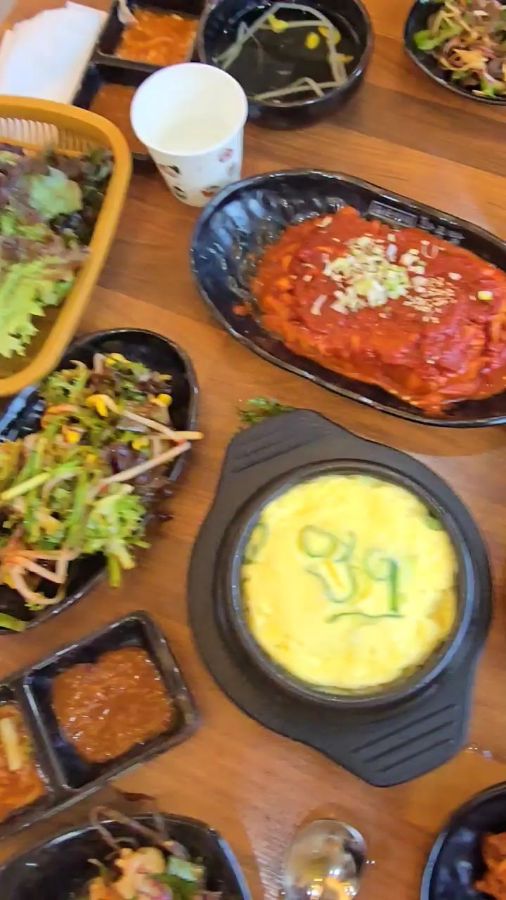 푸짐한 족발 한상