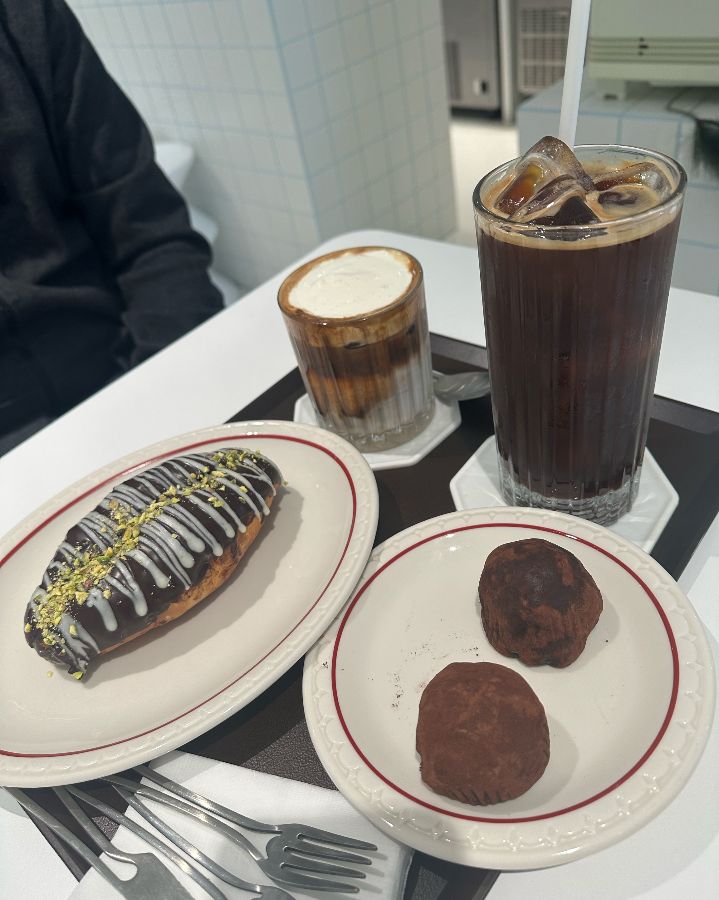 두바이 쫀득볼과 커피