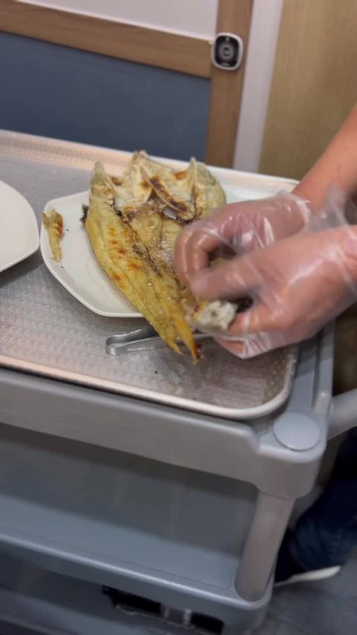 노릇하게 구워진 생선구이