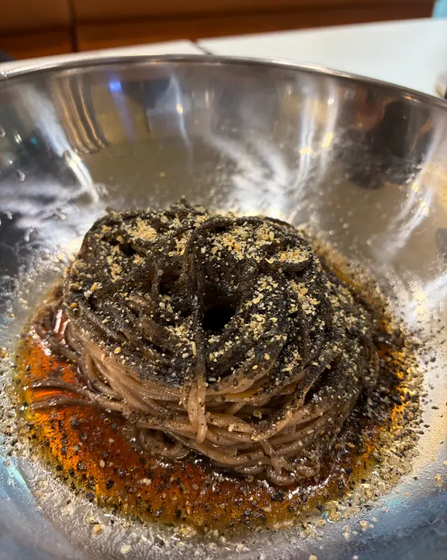 고소한 들기름 막국수