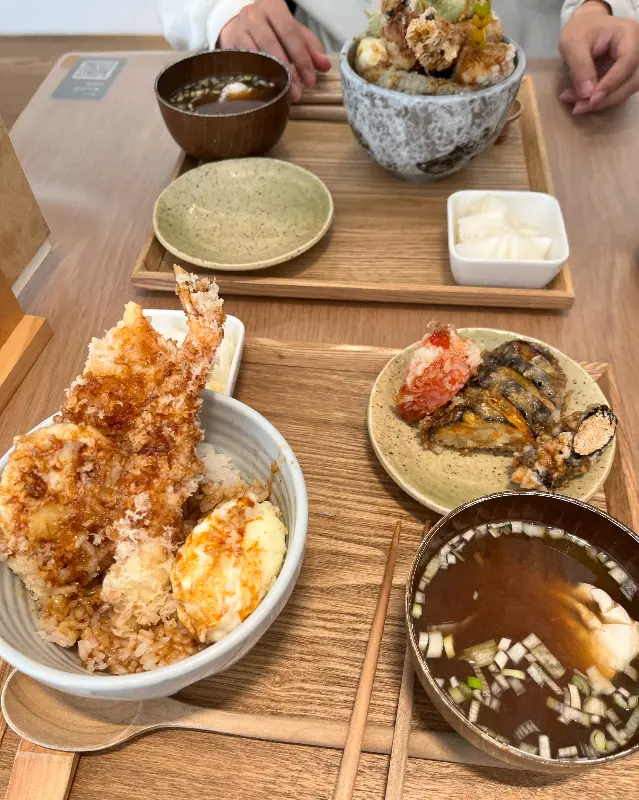 둘이 함께 즐기는 텐동