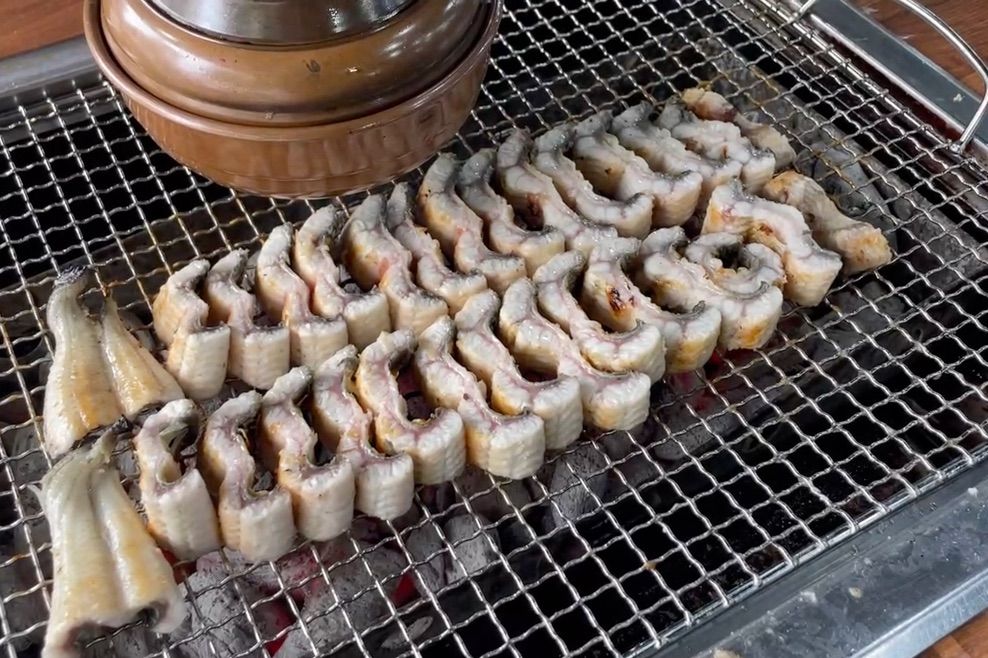 잘 구워진 장어