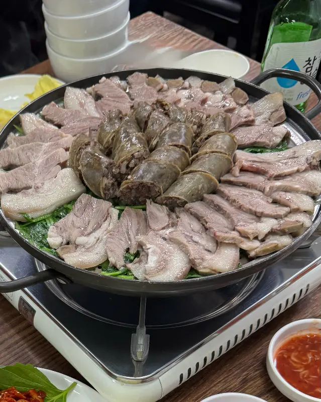 모듬 순대와 수육