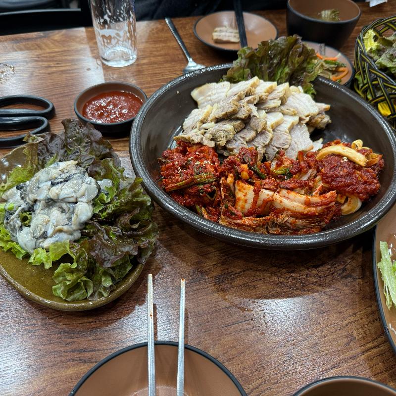 굴보쌈의 환상적인 비주얼