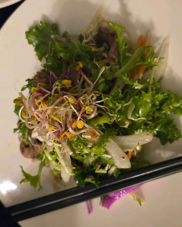 백운한정식 소고기 샐러드