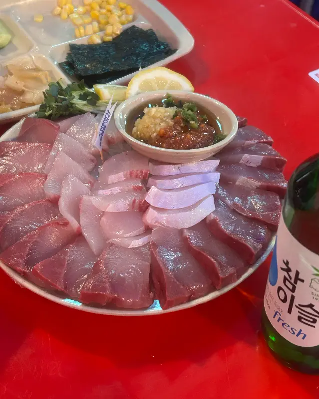 파도수산 대방어회